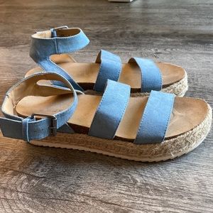 Platform Strappy Sandals size 8.5